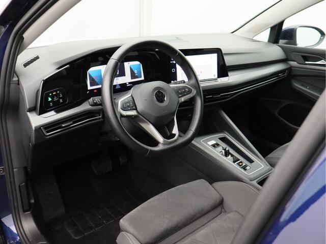 Volkswagen GOLF Variant 1.5 eTSI Style/ automaat/ lage km/ trekhaak!