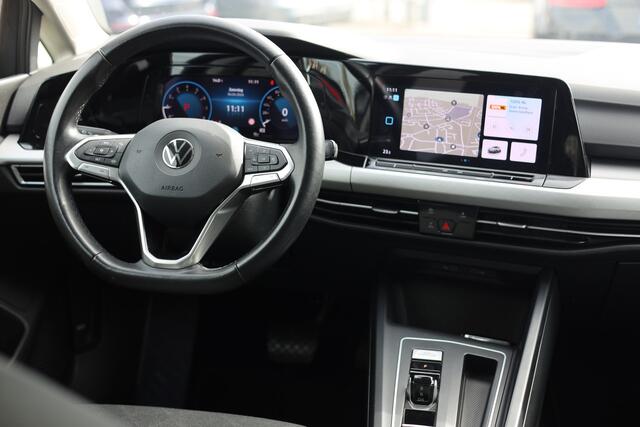 Volkswagen GOLF 1.0 eTSI AUTOMAAT | NAVI | CLIMA | 18 INCH