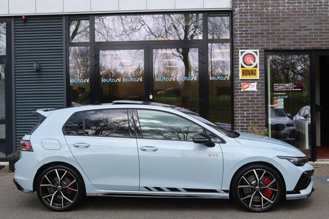 Volkswagen GOLF 2.0 TSI GTI 301PK Clubsport Akrapovic/Pano/Blackstyle/IQ.Light/Camera/Headup/19"