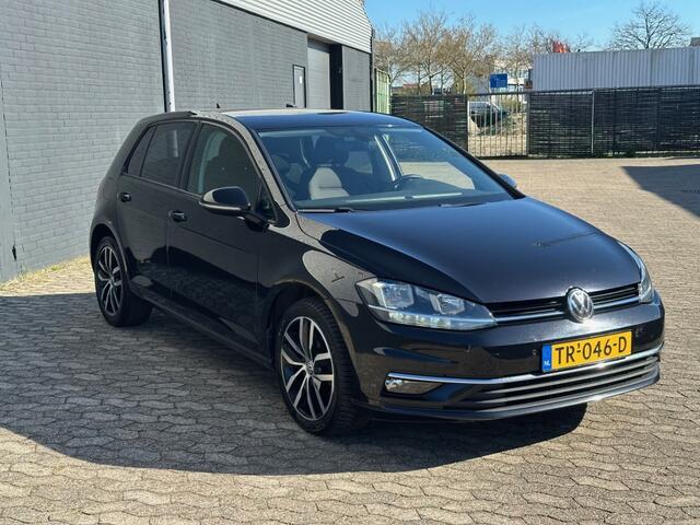 Volkswagen GOLF 1.0 TSI Comfortline, NL Auto, Apple Carplay, 2e Eigenaar