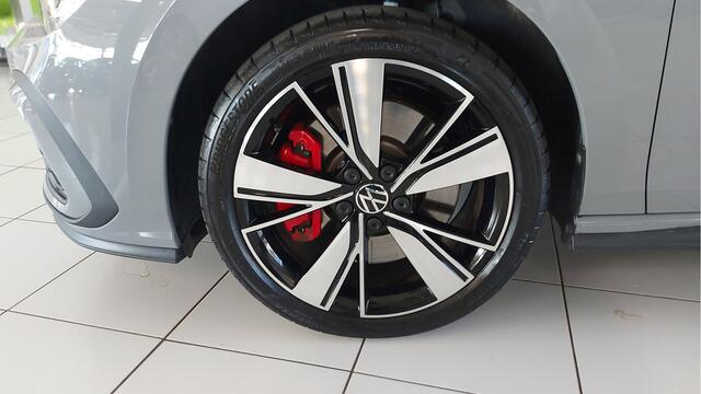 Volkswagen GOLF 1.4 TSI Hybrid GTE | Camara | Martix koplampen | Cruise Control Adaptief |