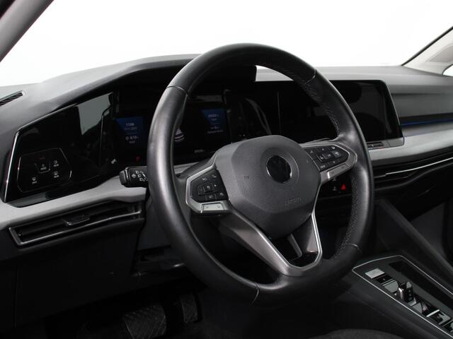 Volkswagen GOLF 1.5 eTSI DSG Active | Navigatie | Apple Carplay/Android Auto | Virtual Cockpit | Climate Control | Led | Dab | Camera | Adaptive Cruise Control | Extra Getint glas