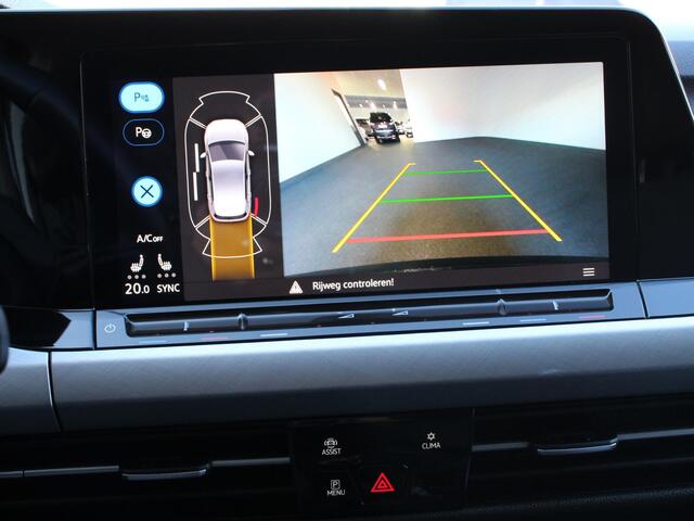 Volkswagen GOLF 1.5 eTSI DSG Active | Navigatie | Apple Carplay/Android Auto | Virtual Cockpit | Climate Control | Led | Dab | Camera | Adaptive Cruise Control | Extra Getint glas