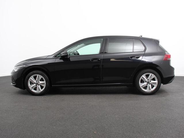 Volkswagen GOLF 1.5 eTSI DSG Active | Navigatie | Apple Carplay/Android Auto | Virtual Cockpit | Climate Control | Led | Dab | Camera | Adaptive Cruise Control | Extra Getint glas