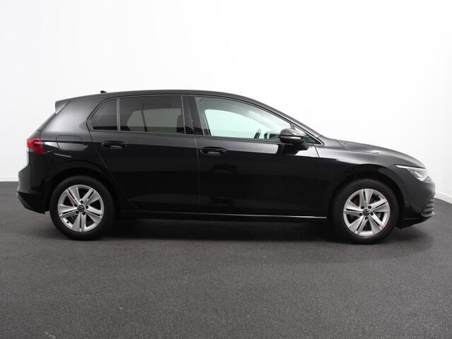 Volkswagen GOLF 1.5 eTSI DSG Active | Navigatie | Apple Carplay/Android Auto | Virtual Cockpit | Climate Control | Led | Dab | Camera | Adaptive Cruise Control | Extra Getint glas