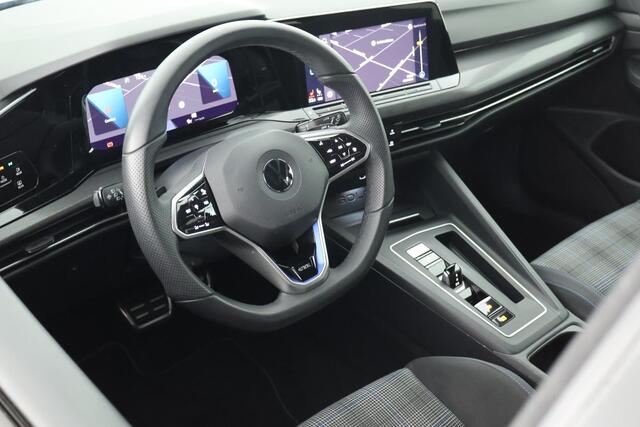 Volkswagen GOLF 1.4 eHybrid 245pk GTE Camera Keyless Adaptief Onderstel Matrix LED Stoelverwarming Navigatie ACC