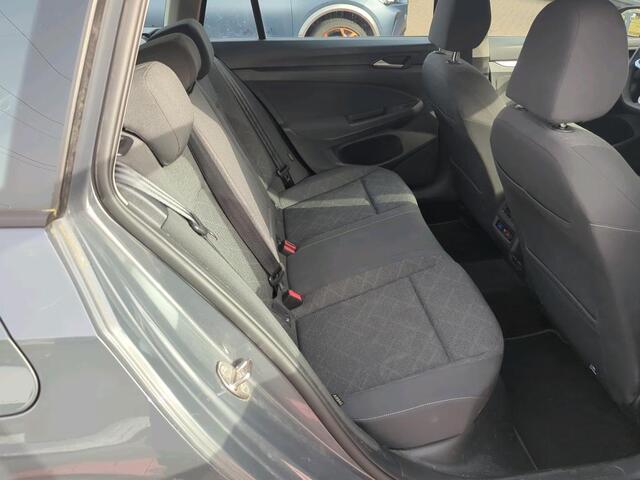 Volkswagen GOLF Variant 1.0 eTSI 110pk DSG Life Comfort