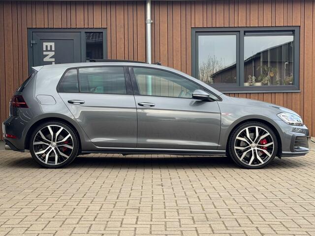 Volkswagen GOLF 2.0 TSI GTI DSG Pano Camera Carplay