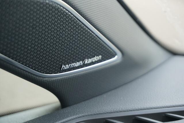 Volkswagen GOLF Variant 1.5 TSI R-Line | IQ LED | CAMERA | Harman/Kardon | ACC |