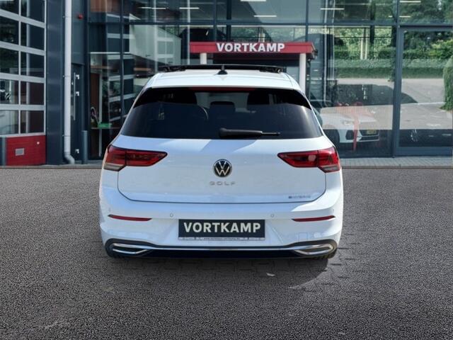 Volkswagen GOLF 1.4 TSI E-HYBRID STYLE PANO-DAK/CAMERA/ACC/STOEL+STUURVERW/MEM/LED