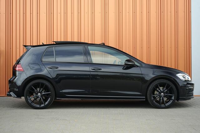 Volkswagen GOLF 1.5 TSI 3xR-line DSG 150PK Panodak Virtual DCC ACC Blind/Lane DAB Standkachel