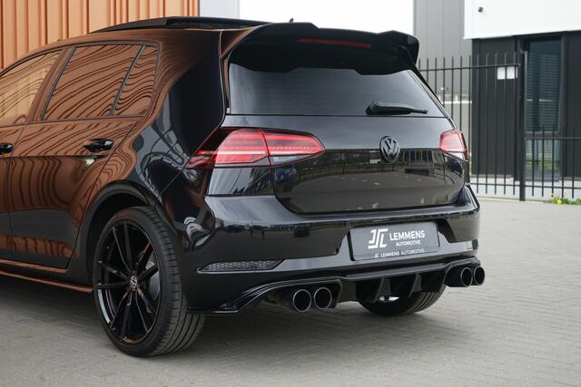 Volkswagen GOLF 1.5 TSI 3xR-line DSG 150PK Panodak Virtual DCC ACC Blind/Lane DAB Standkachel