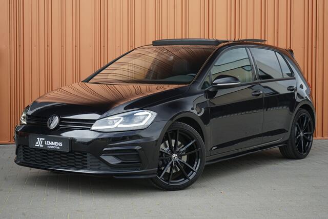 Volkswagen GOLF 1.5 TSI 3xR-line DSG 150PK Panodak Virtual DCC ACC Blind/Lane DAB Standkachel