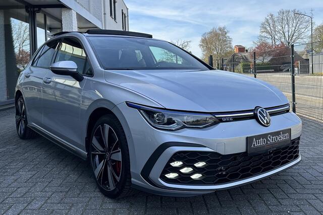 Volkswagen GOLF 1.4 GTE 245pk eHybrid Panorama IQ Matrix SmartPhon