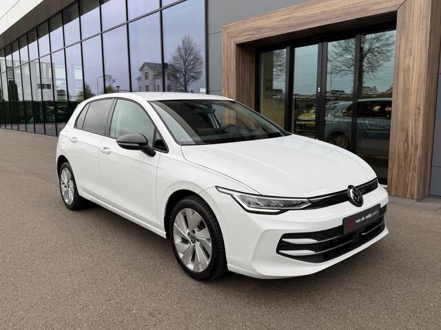 Volkswagen GOLF 1.5 eHybrid GOAL | Camera | Head-Up | Dode hoek | Carplay | Rijklaar incl. garantie