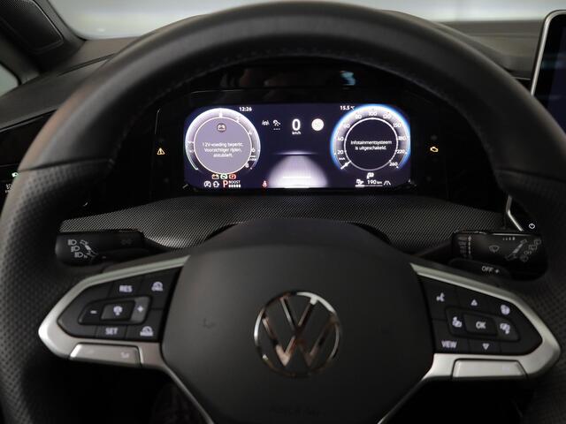 Volkswagen GOLF 1.5 eHybrid GTE 272 pk Automaat (DSG) | Verlengde garantie | Navigatie | Panoramadak | Trekhaak (wegklapbaar) | Parkeersensoren (Park assist) | Achteruitrijcamera | Lederen bekleding | Stoelverwarming/ventilatie |