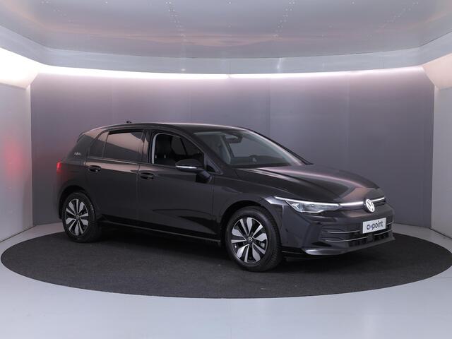 Volkswagen GOLF 1.5 TSI Life Edition GOAL 115 pk | Navigatie | Trekhaak (wegklapbaar) | Parkeersensoren | Autom. airco (3 zones) | Stoelverwarming |