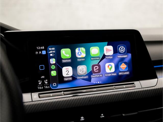 Volkswagen GOLF 2.0 TSI R 4Motion 320Pk Automaat (SCHUIFDAK, STOELVERWARMING/KOELING, LEDER, MEMORY SEATS, CAMERA, STUURWIEL VERWARMD, IQ LIGHT, APPLE CARPLAY, KEYLESS, SFEERVERLICHTING, NIEUWSTAAT)