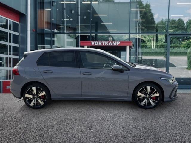 Volkswagen GOLF 1.4 TSI GTE CAMERA/ACC/HEAD-UPDIS/STOEL+STUURVERW/NAVI/CARPLAY