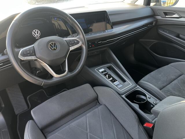 Volkswagen GOLF 1.5 eTSI Style PANO! LED! STOELMASSAGE!