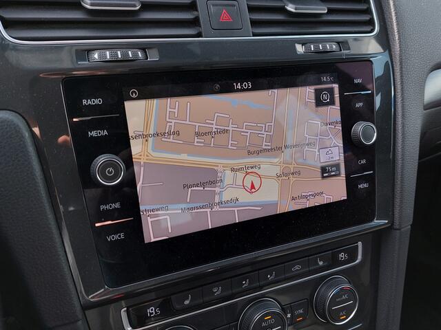 Volkswagen GOLF Variant 1.5 TSI 131pk Comfortline Executive | Origineel NL | Navi | Apple Carplay+Android Auto | Clima | Adap.Cruise | Ergo-Stoel+Stoelverwarming | Pdc V+A | Licht+Regensensor | 15''lm | Trekhaak