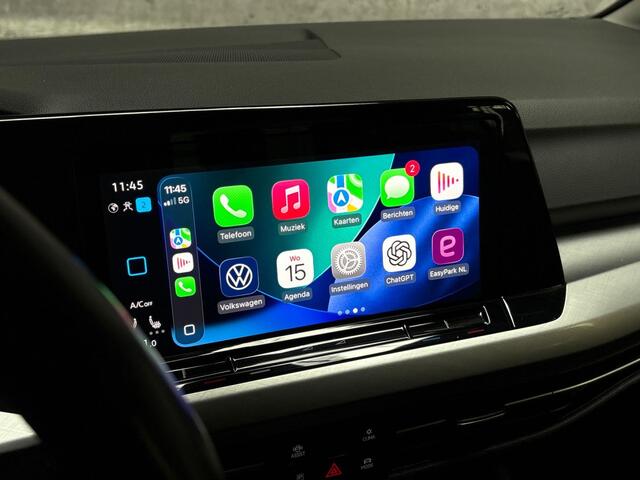 Volkswagen GOLF 1.5 TSI Sport (4 CILINDER, APPLE CARPLAY, GROOT NAVI, STUUR/STOELVERWARMING, KEYLESS, SPORTSTOELEN, PARKEERSENSOREN, CRUISE, NIEUWSTAAT)