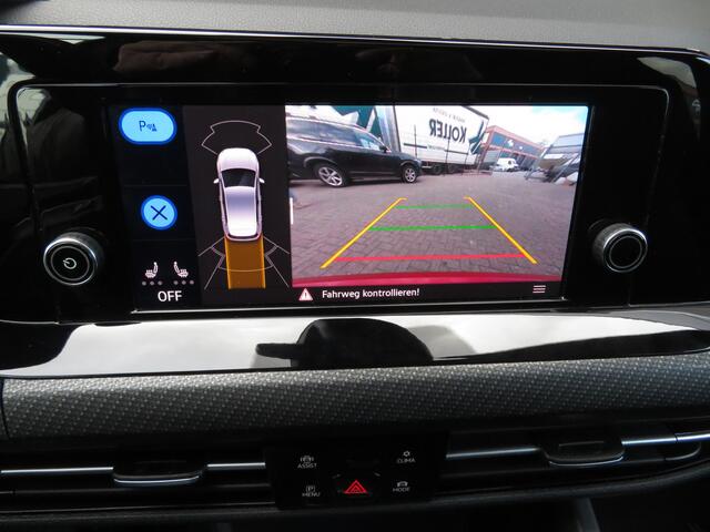 Volkswagen GOLF 1.5 eTSI R-Line Business 1e Eigenaar Airco ACC-Cruise Control CarPlay Panoramadak