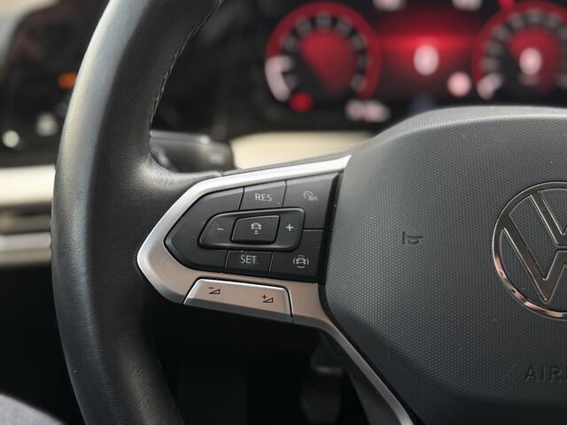 Volkswagen GOLF Variant 1.0 TSI Life met slechts 61.146 km! Nederlandse auto! | Camera | Navi | ACC | Stoelverwarming | Clima | PDC V+A | LM velgen | RIJKLAARPRIJS INCL 12 MAANDEN GARANTIE EN BEURT