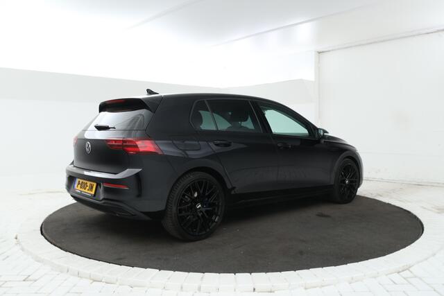 Volkswagen GOLF 1.5 eTSI R-Line Panorama, Automaat, Stoel/stuurverwarming