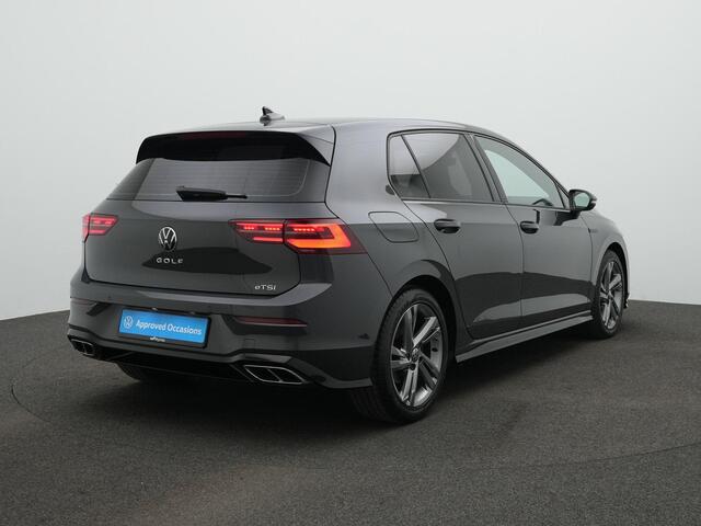 Volkswagen GOLF 1.5 eTSI 150 pk DSG R-Line | IQ Light | Navigatie | Parkeersensoren voor/achter | Carplay | Sportonderstel