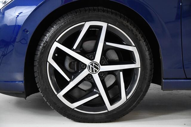 Volkswagen GOLF 1.5 eTSI Style