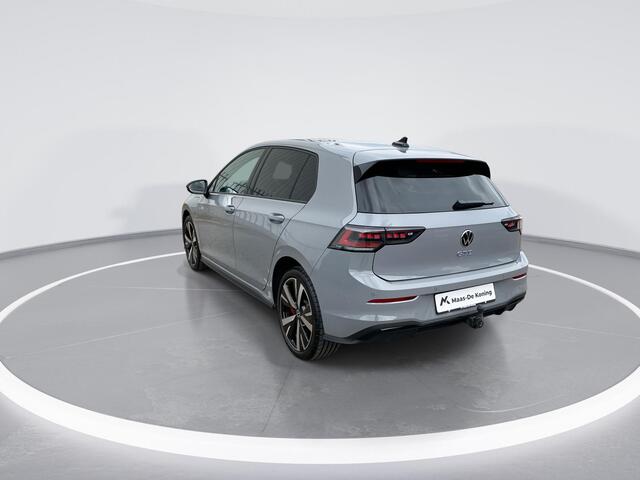 Volkswagen GOLF 1.5eHybrid 200kW/272PK Black Style GTE · Camera · Trekhaak · Head-up display · Apple/Android Car Play · Garantie t/m 25-05-2030 of 100.000km