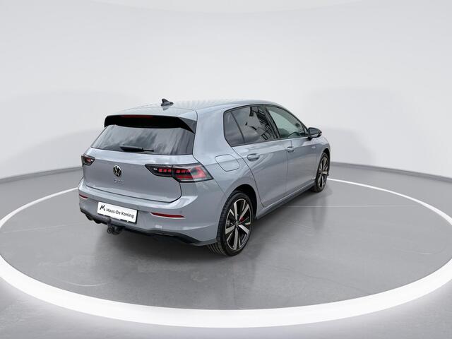 Volkswagen GOLF 1.5eHybrid 200kW/272PK Black Style GTE · Camera · Trekhaak · Head-up display · Apple/Android Car Play · Garantie t/m 25-05-2030 of 100.000km