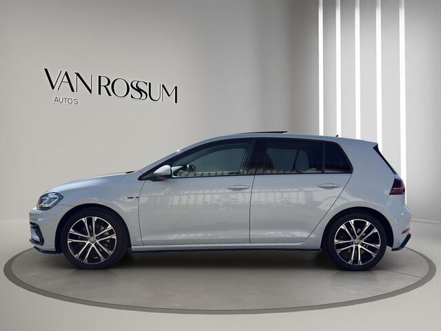 Volkswagen GOLF 1.5 TSI Highline Business R Pano | Stoel/Stuur verwarming | Led | Massage | 17"| Digitaal Display | Parksensor |