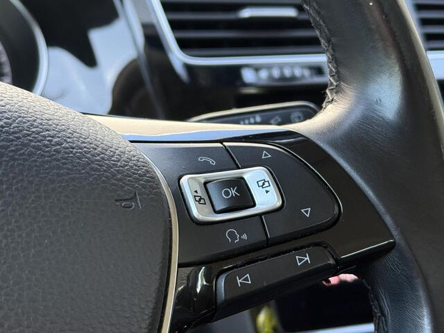 Volkswagen GOLF 1.4 TSI Highline Business R l Stoelmassage l Cruise l PDC l Carplay l LED