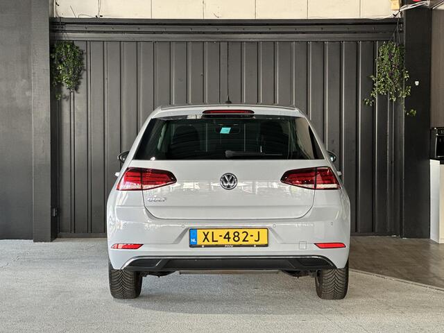 Volkswagen GOLF 1.0 TSI Comfortline | Carplay | Navigatie | Adaptief Cruise Control | parkeersensor Voor & Achter | LMV 16 | LED |