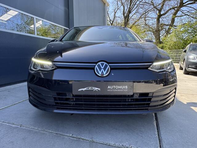 Volkswagen GOLF 1.0 TSI 110pk H6 Life Business Virtual Cockpit Massagestoel Navigatie Stoel- Stuurverwarming