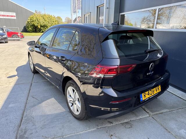 Volkswagen GOLF 1.0 TSI 110pk H6 Life Business Virtual Cockpit Massagestoel Navigatie Stoel- Stuurverwarming