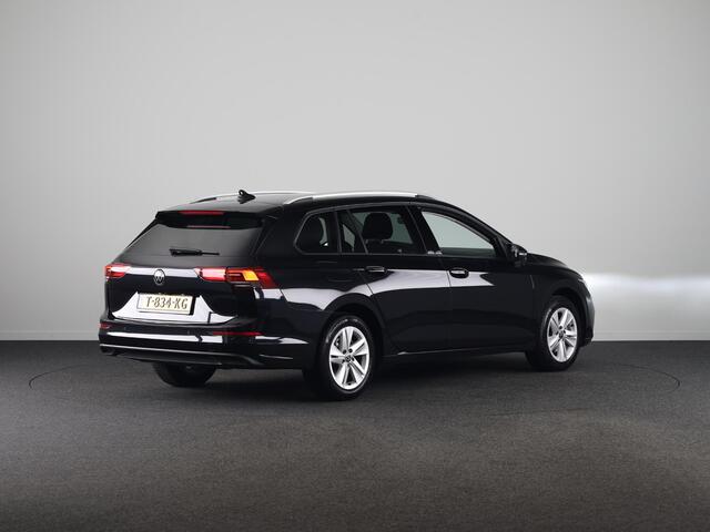 Volkswagen GOLF Variant 1.0 eTSI Life | 110 pk Automaat (DSG) | Verlengde garantie | Navigatie | Parkeersensoren | Achteruitrijcamera | LED koplampen |17" All season banden |