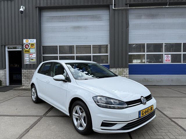 Volkswagen GOLF 1.0 TSI Trendline