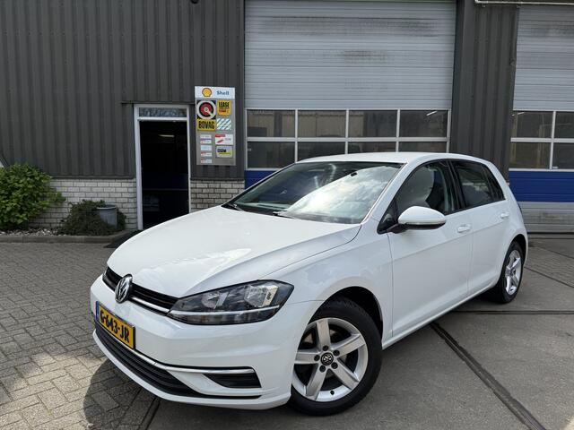Volkswagen GOLF 1.0 TSI Trendline