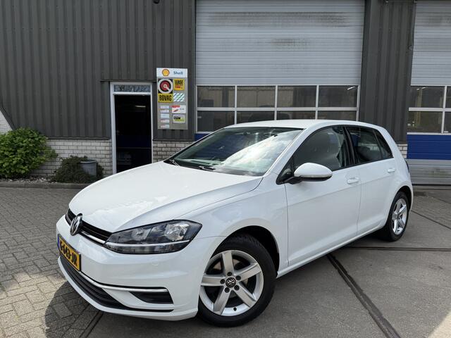 Volkswagen GOLF 1.0 TSI Trendline