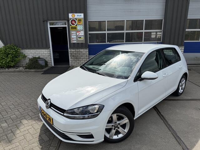 Volkswagen GOLF 1.0 TSI Trendline