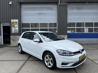 volkswagen-golf-1.0-tsi-trendline