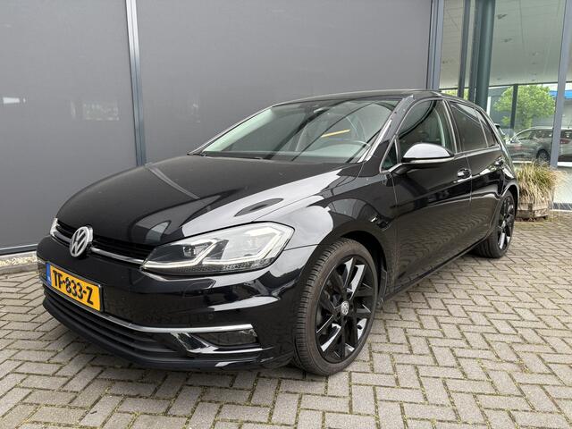 Volkswagen GOLF 1.4 TSI Highline Business R Airco - Apple carplay - Schuifkanteldak - Parkeersensor - Stoelverwarming - Navigatie - Achteruitrijcamera - Mistlampen - Cruise control - Licht metalen velgen 17 inch - Led verlichting - Blu - Dakspoiler - Elektrische ramen -