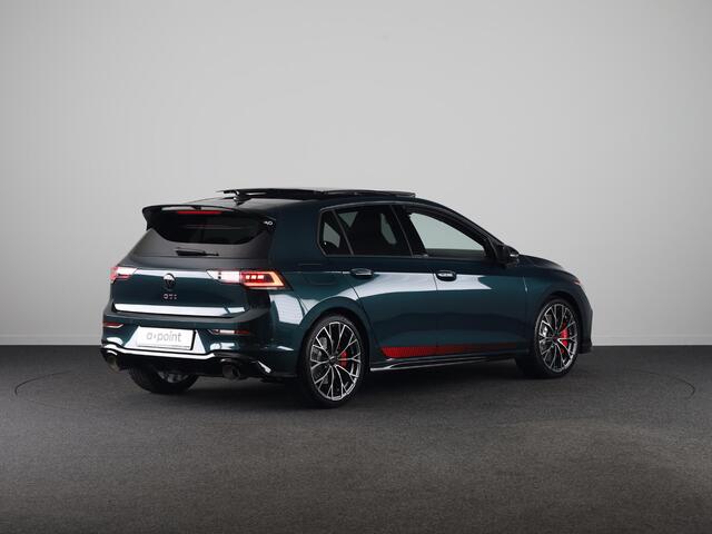 Volkswagen GOLF 2.0 TSI GTI Clubsport Edition 50 325 PK | Full option | Panorama dak | Akrapovic | Harman Kardon | 19" Warmenau | Head Up Display | 360 graden camera | Verlengde garantie