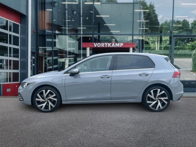 Volkswagen GOLF 1.4 eHYBRID STYLE TREKHAAK/CAMERA/ACC/MEM/STOEL+STUURVERW/CARPLAY