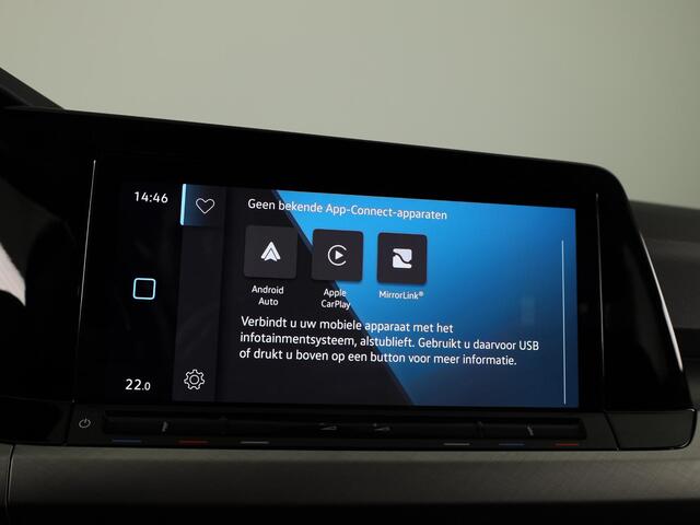 Volkswagen GOLF 1.0 TSI Life 110 pk | Navigatie | Parkeersensoren | Adaptieve cruise control | LED koplampen | Apple Carplay/Android Auto |