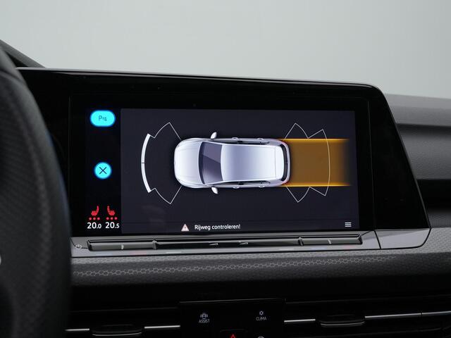 Volkswagen GOLF 1.4 eHybrid 245 pk GTE | Panoramadak | Trekhaak | Stuur-/stoelverwarming | Parkeersensoren voor/achter