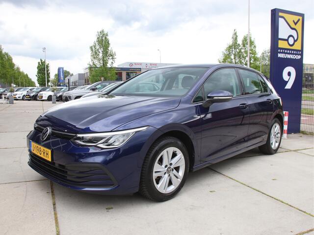 Volkswagen GOLF 1.0 TSI Life Digital Cockpit, FULL LED, ACC, PDC SALE!!